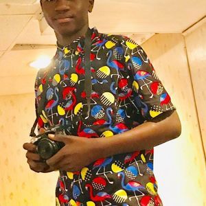 Meet your Posher, Louis